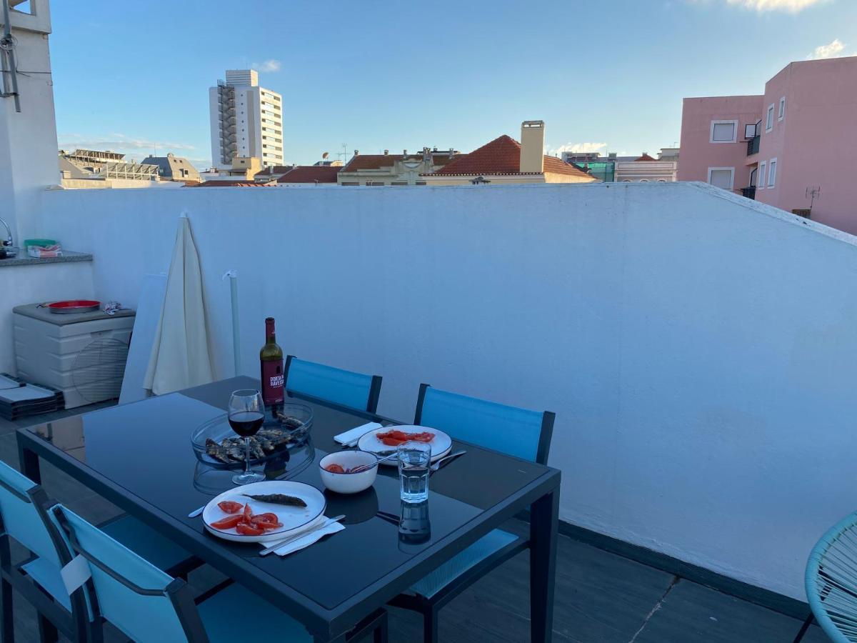 Casa Da Fonte - Vintage House And Rooftop Figueira da Foz Esterno foto